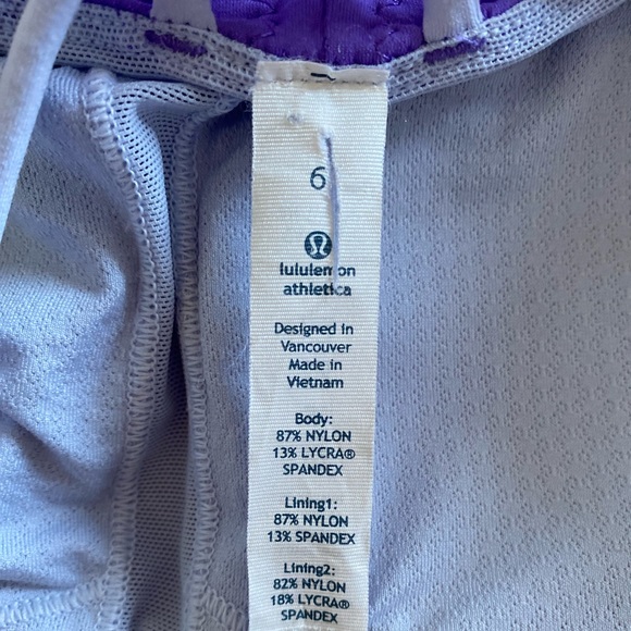 💜LULULEMON💜 Tank top in size 6. Like new condition. - Picture 9 of 14